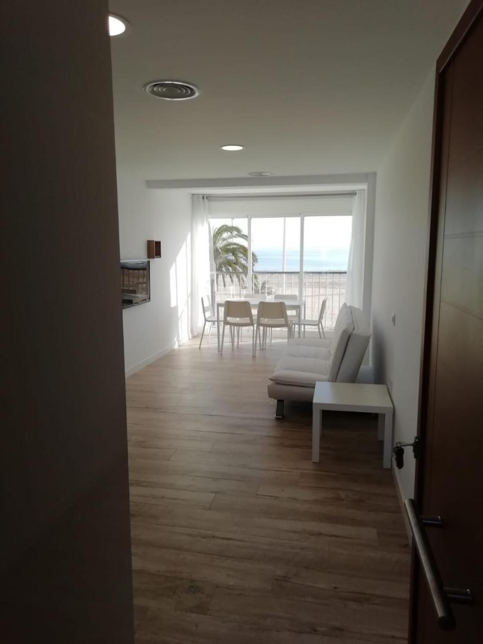 Infante Primera Linea Gandia Playa Solo Familias Playa de Gandia Εξωτερικό φωτογραφία